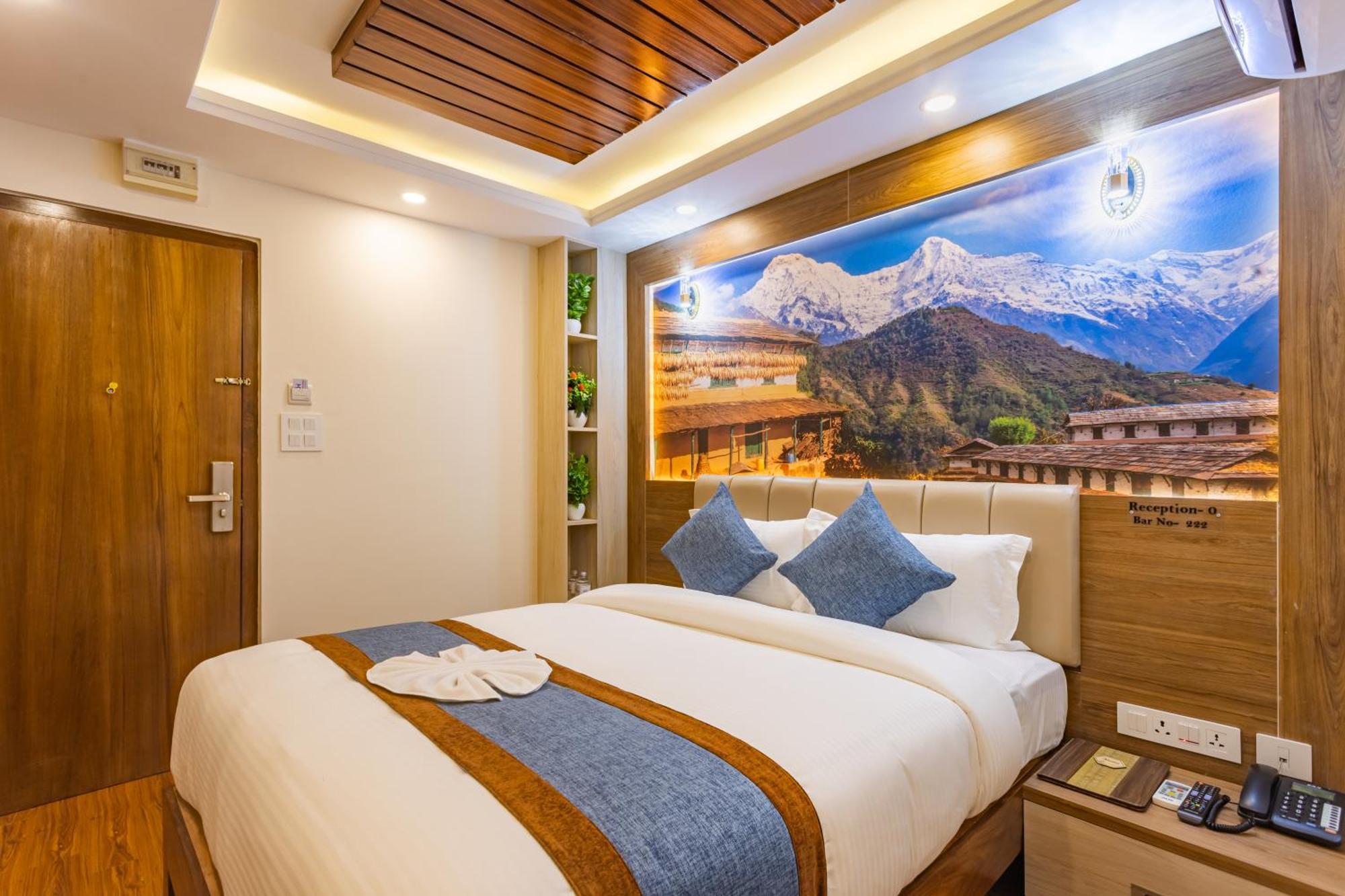 Airport Diana Hotel Katmandu Eksteriør billede